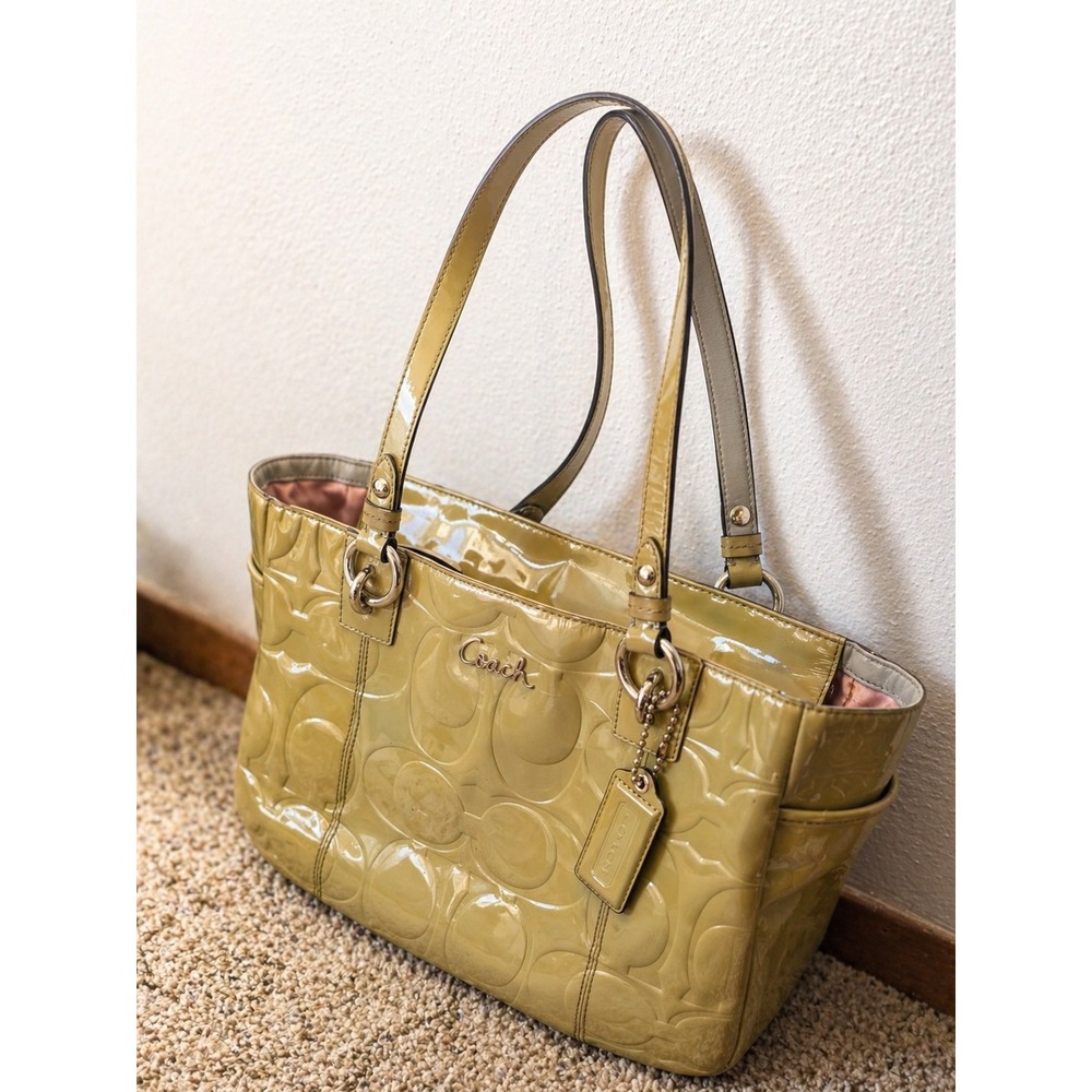 Coach || Signature Embossed Patent Leather Tote Olive Green F17728